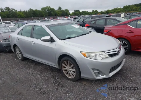 2012 Toyota Camry Xle z USA, uszkodzony, nr VIN 4T1BF1FK4CU535170